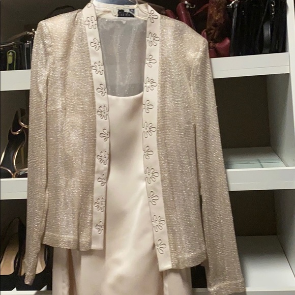 Cream 2 piece mother if bride jacket long dress - Picture 2 of 3